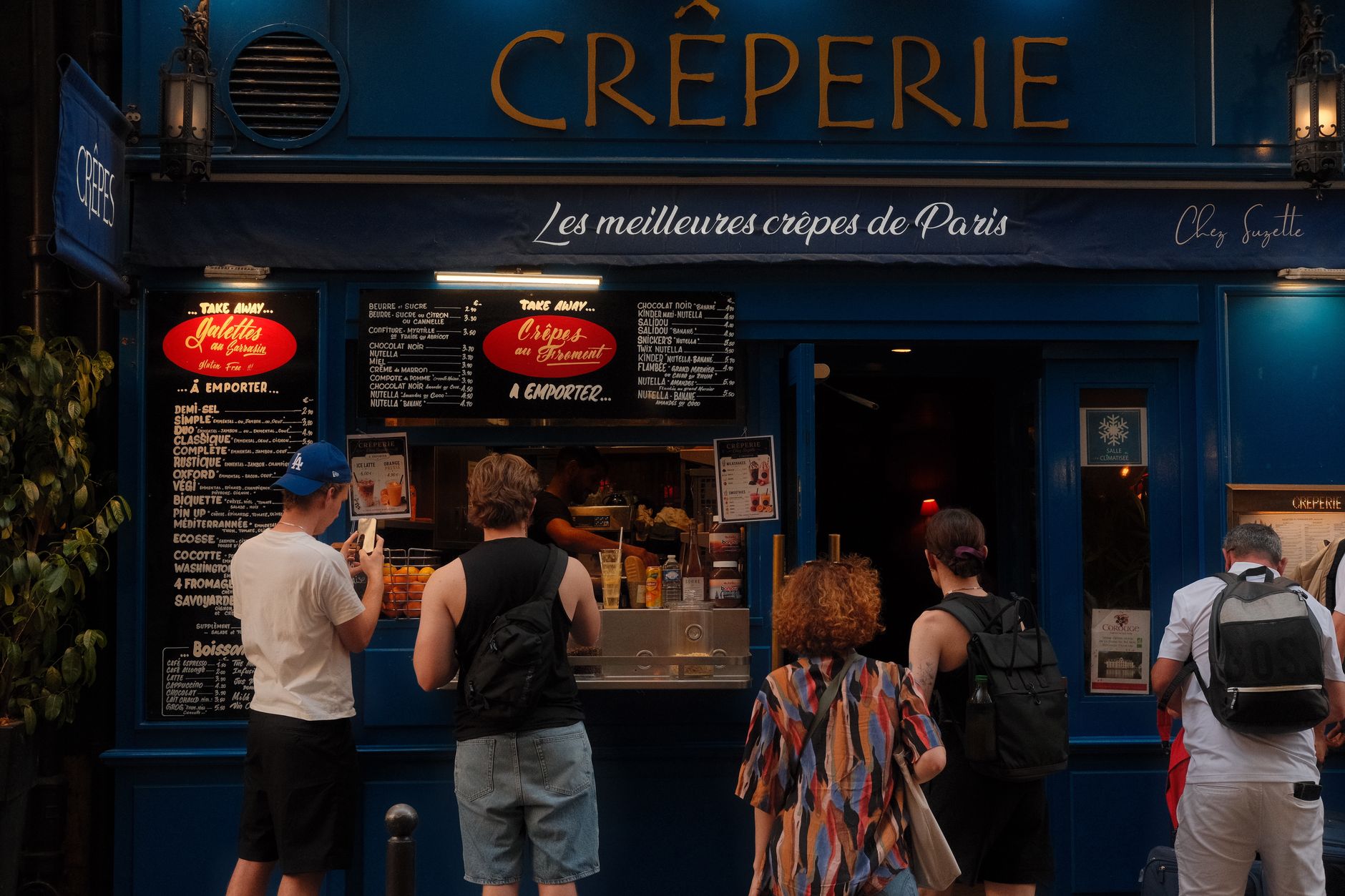 Paris sportifs : les jeunes piégés par des stratégies marketing agressives