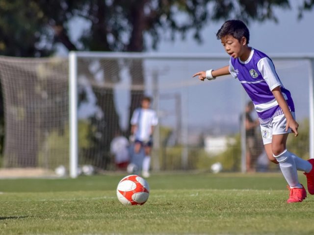 Séance de fractionné pour joueurs de football à domicile